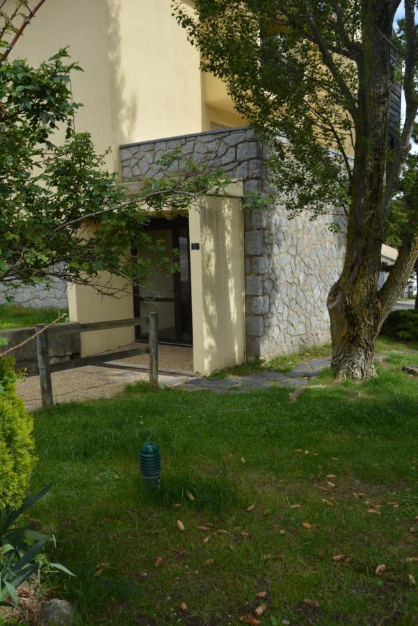 Studio Marmotte Font-Romeu 4 Personnes Avec Balcon Residence Val Soleil Entierement Renove En Juin 2021 Place De Parking & Wifi Gratuit , Draps & Serviettes De Toilettes Non Inclus, Sabanas Y Toallas No Incluidos Екстериор снимка