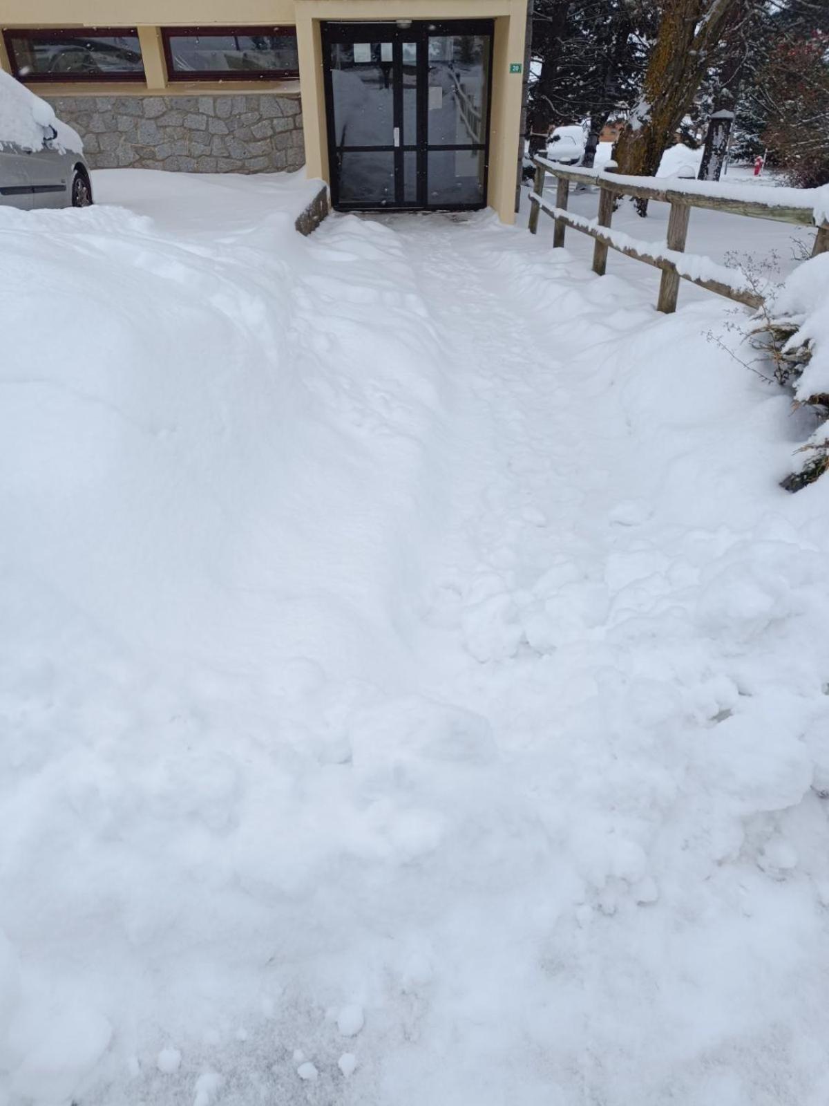 Studio Marmotte Font-Romeu 4 Personnes Avec Balcon Residence Val Soleil Entierement Renove En Juin 2021 Place De Parking & Wifi Gratuit , Draps & Serviettes De Toilettes Non Inclus, Sabanas Y Toallas No Incluidos Екстериор снимка